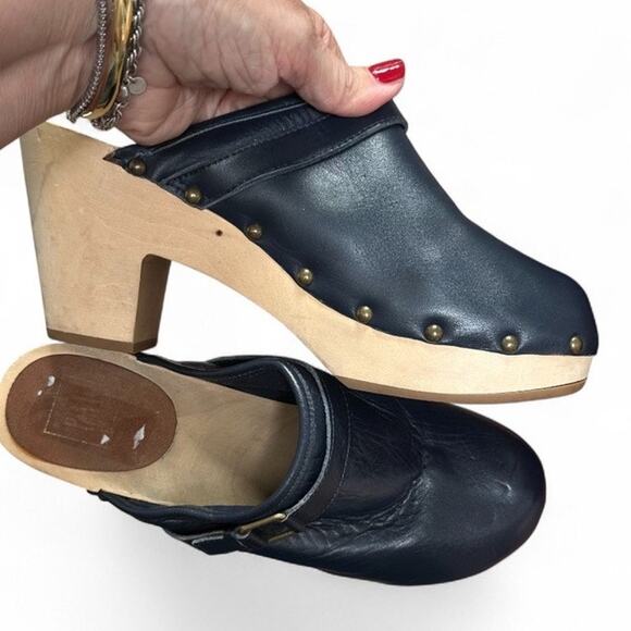 GAP Leather Navy Blue Studded Clogs Wooden Heel Mules Women’s Size 8.5 - Picture 5 of 9